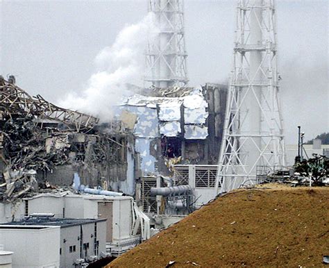 Fukushima Daiichi: UnIncidenteNuclearecheHaTrasformatoilGiappone